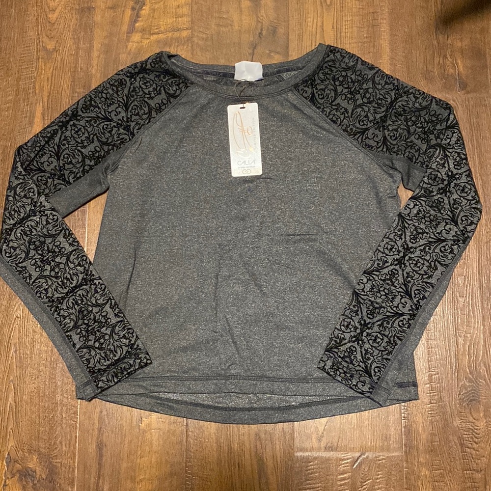 NWT Calia top